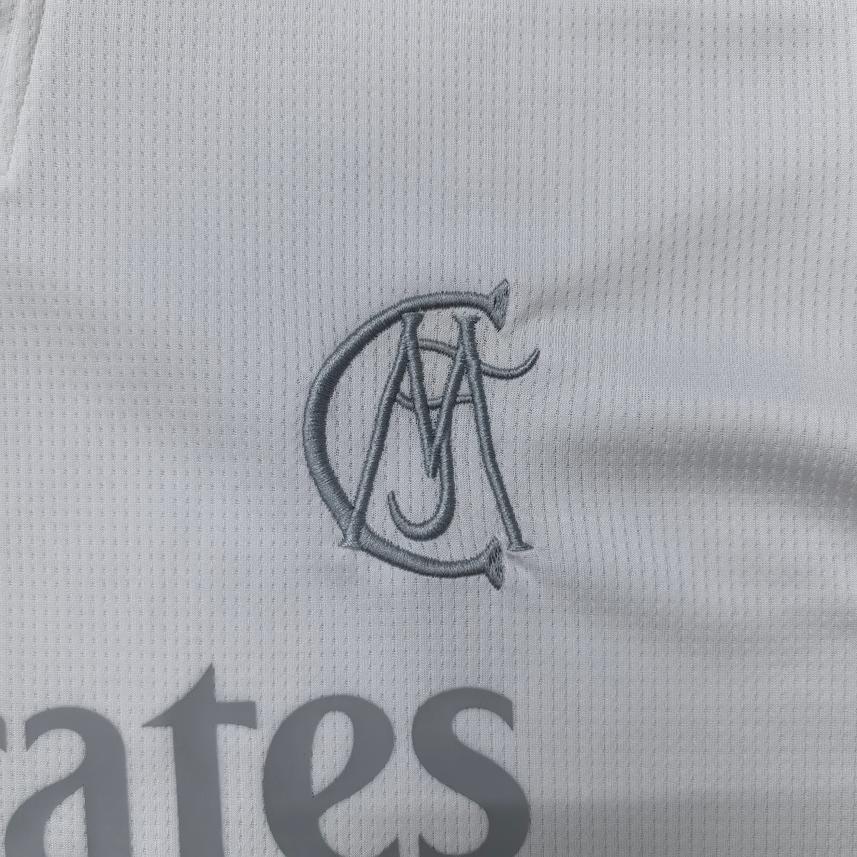 Real Madrid Édition 125e anniversaire 2026-2027 – Modèle 232391580 – photo 5