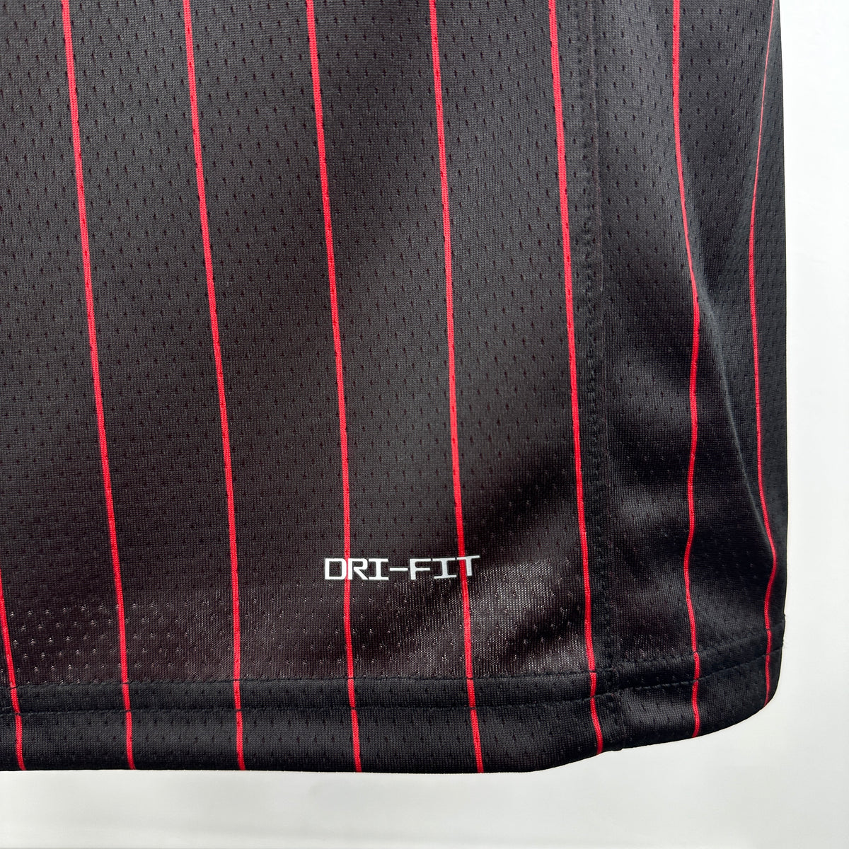 Maillot Chicago Bulls n° 11 – Édition spéciale – photo 11