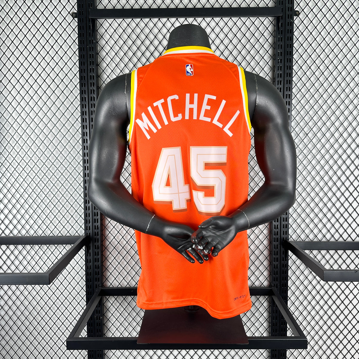 Maillot Cleveland Cavaliers n° 45 – Édition Ville – photo 9