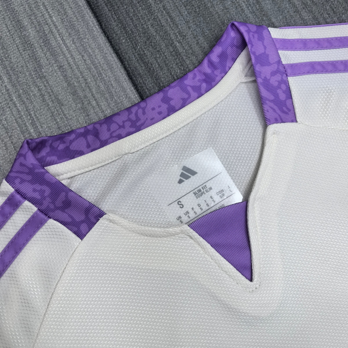 Real Madrid Édition 125e anniversaire 2026-2027 – Modèle 254247336 – photo 3