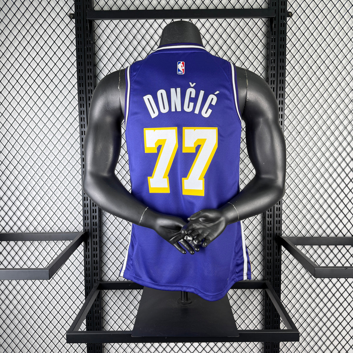 Maillot Los Angeles Lakers n° 77 – Édition spéciale – photo 3