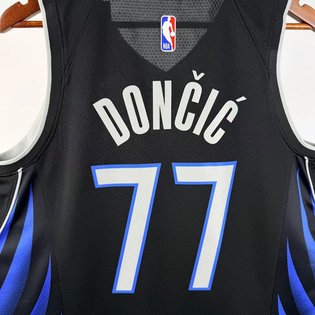 Maillot Dallas Mavericks n° 77 – Édition Ville – photo 9