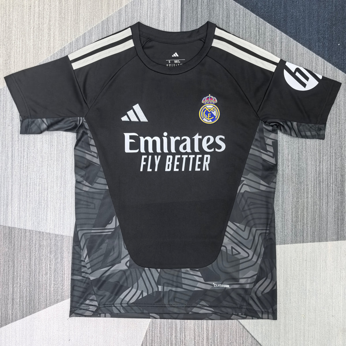 Real Madrid Noir 2026-2027 – photo 1