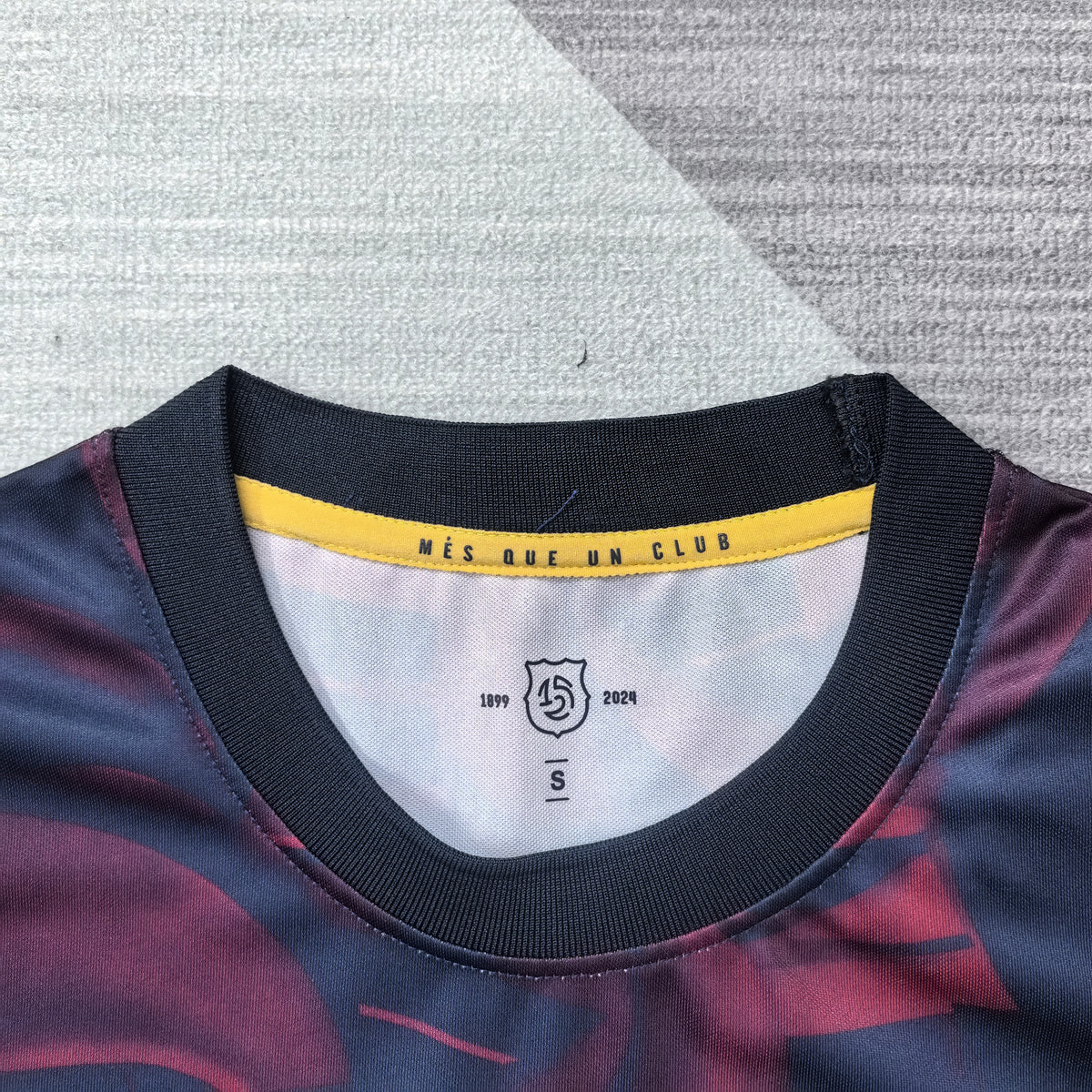 FC Barcelone Édition commémorative 2026-2027 – photo 2
