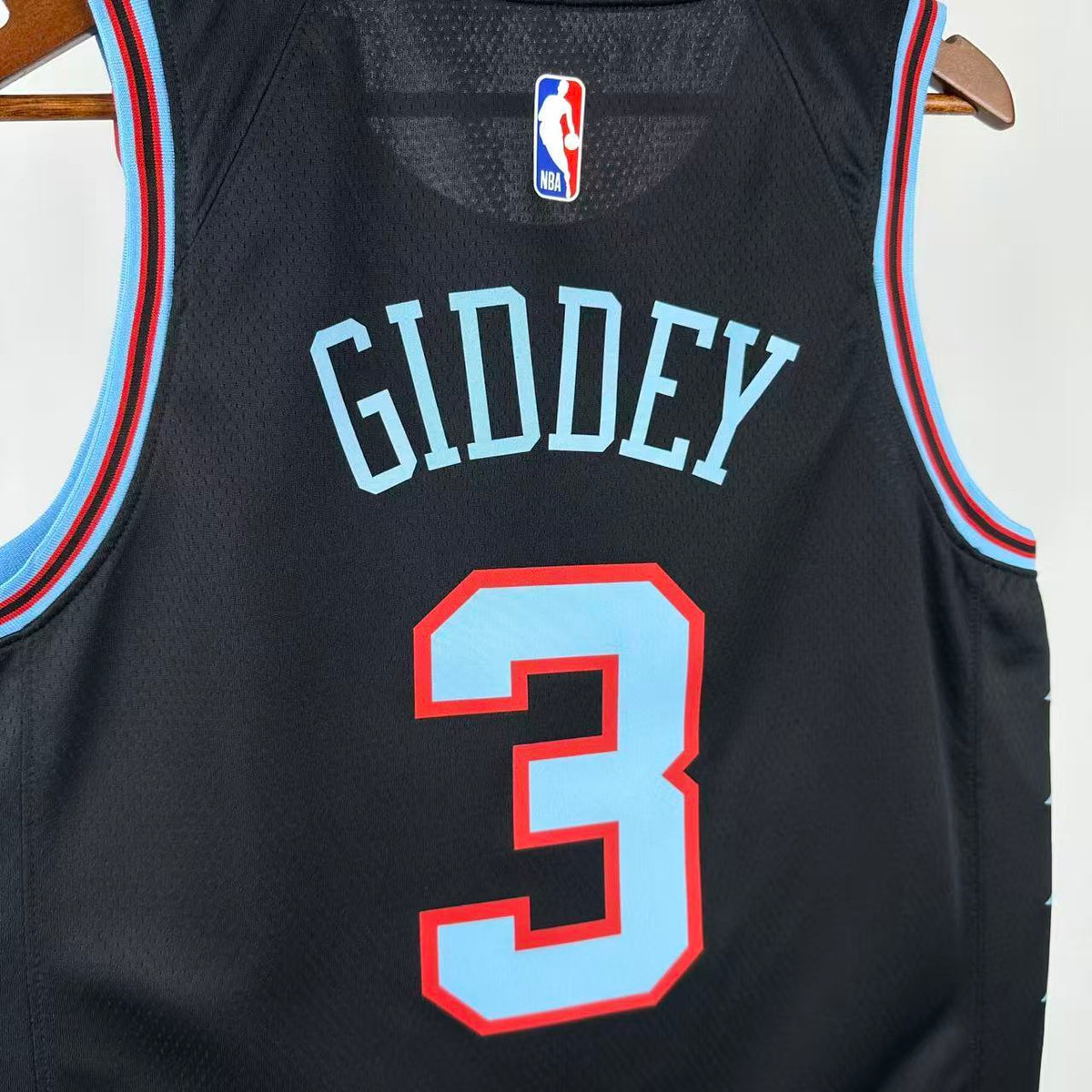 Maillot Chicago Bulls n° 3 – Édition Ville – photo 7