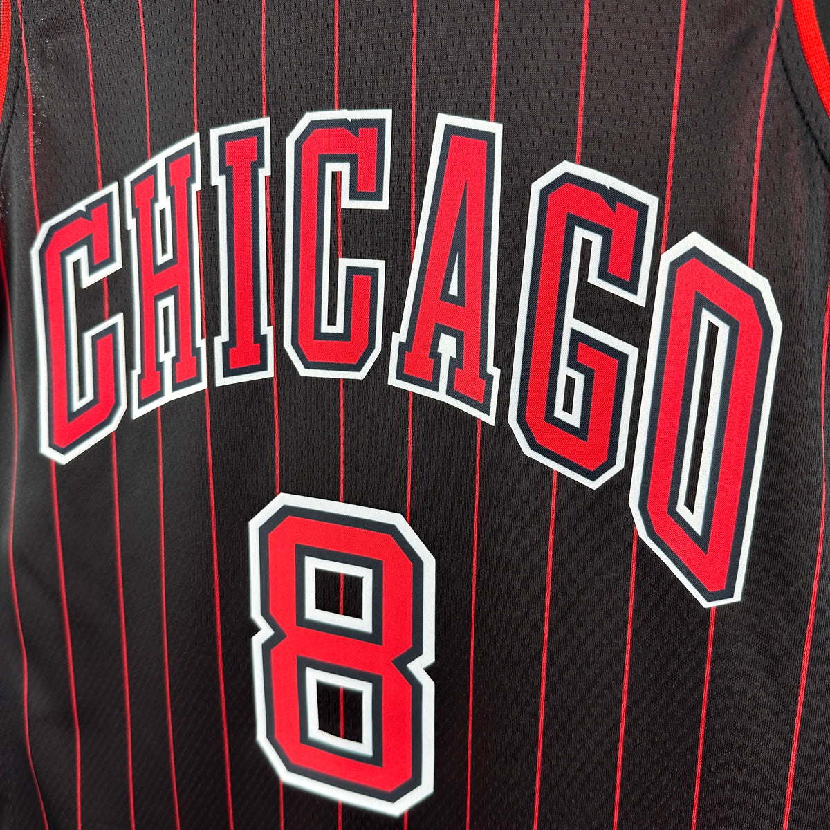 Maillot Chicago Bulls n° 8 – Édition spéciale – photo 5