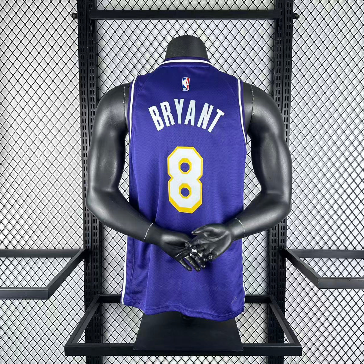 Maillot Los Angeles Lakers n° 8 – Édition spéciale – photo 10