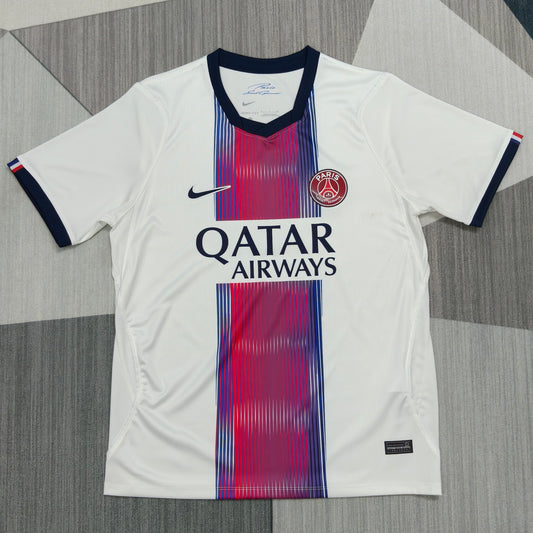 Paris Saint-Germain Extérieur Nouvelle édition sans étoile 2026-2027 – photo 1