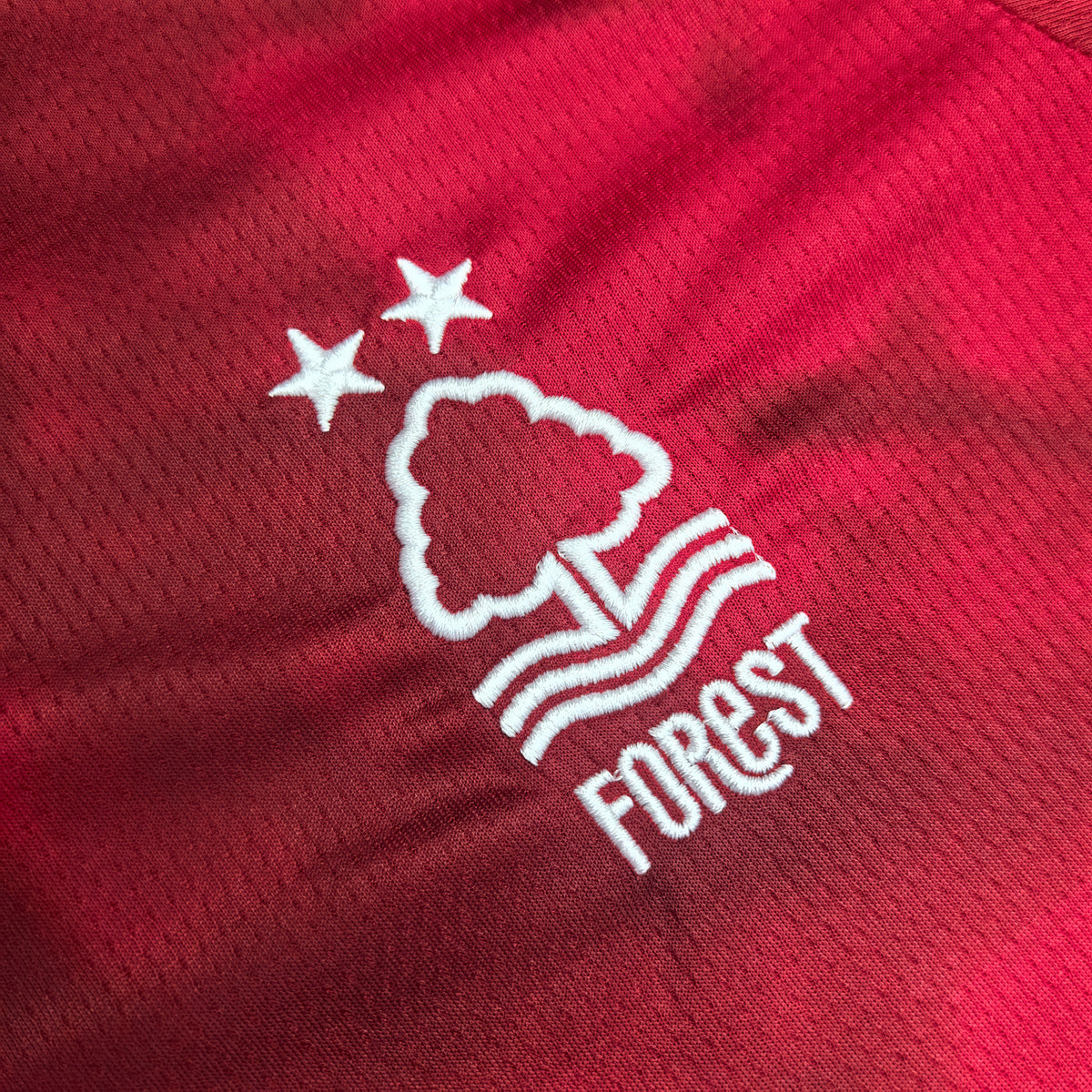 Nottingham Forest Domicile 2026-2027 – photo 4