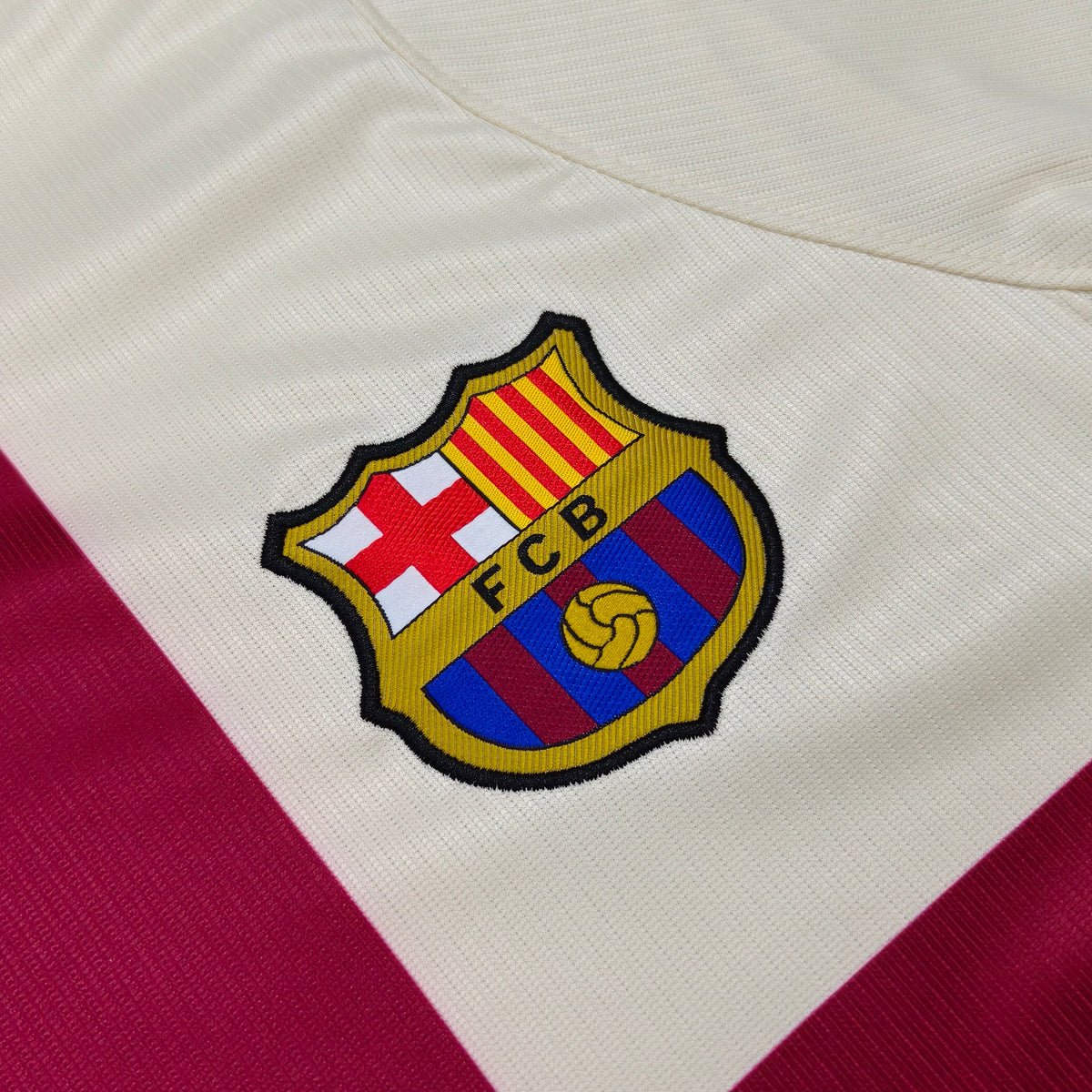 FC Barcelone Quatrième maillot 2026-2027 – photo 3
