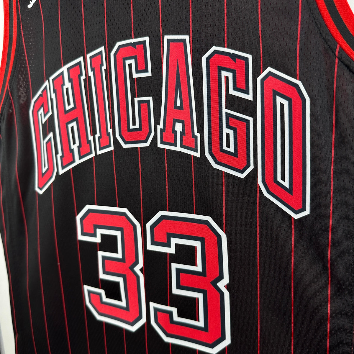 Maillot Chicago Bulls n° 33 – Édition spéciale – photo 5