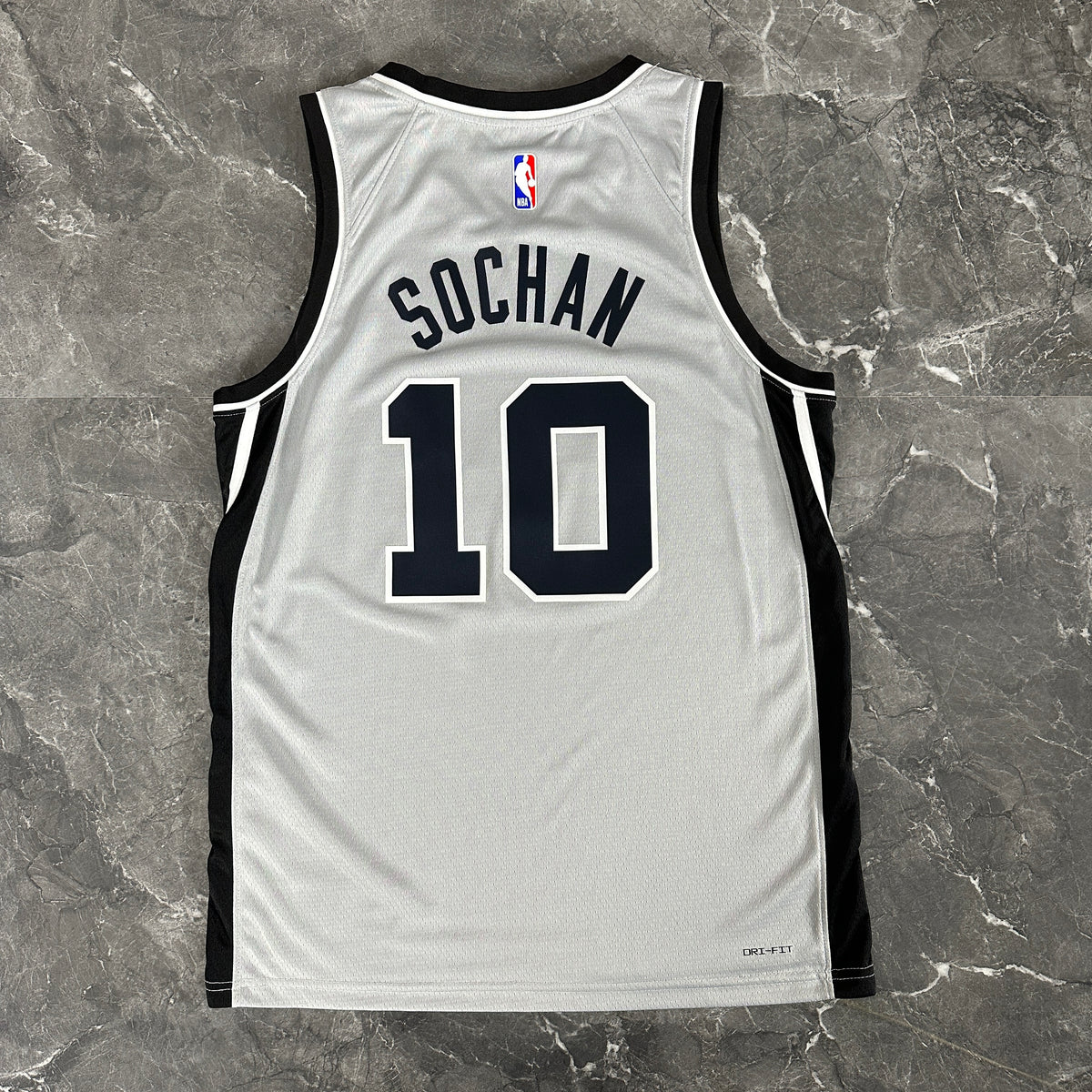 Maillot San Antonio Spurs n° 10 – Édition spéciale Gris – photo 12