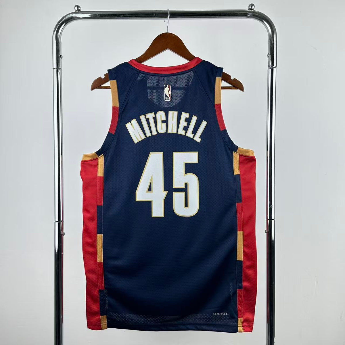 Maillot Cleveland Cavaliers n° 45 – Rétro – photo 2