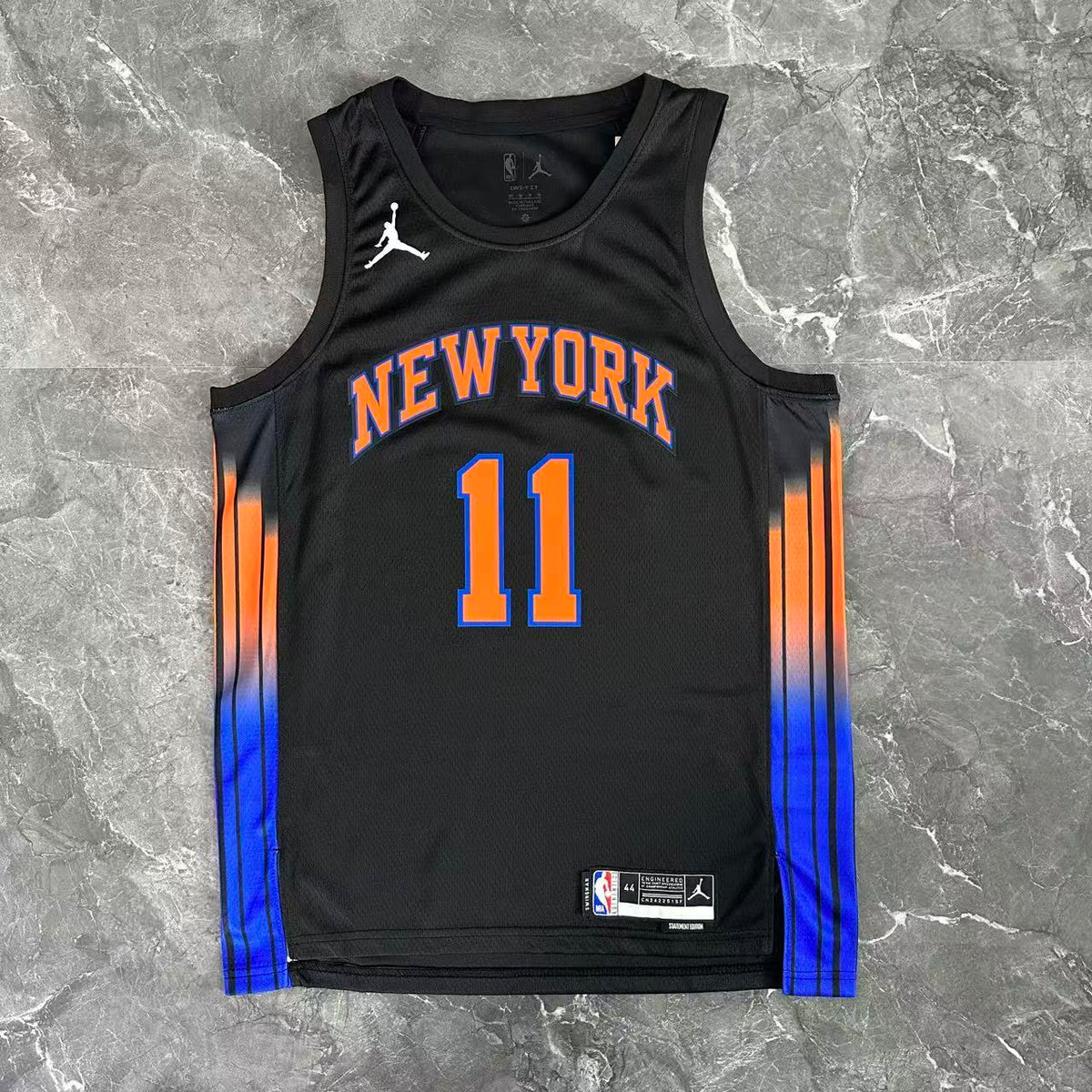 Maillot New York Knicks n° 11 – Édition spéciale – photo 12