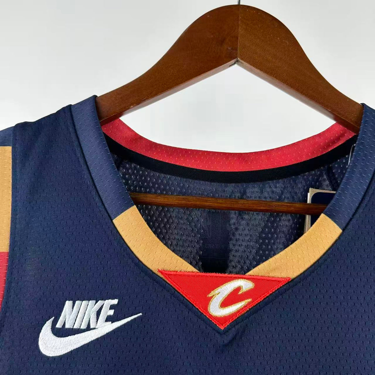 Maillot Cleveland Cavaliers n° 45 – Rétro – photo 5
