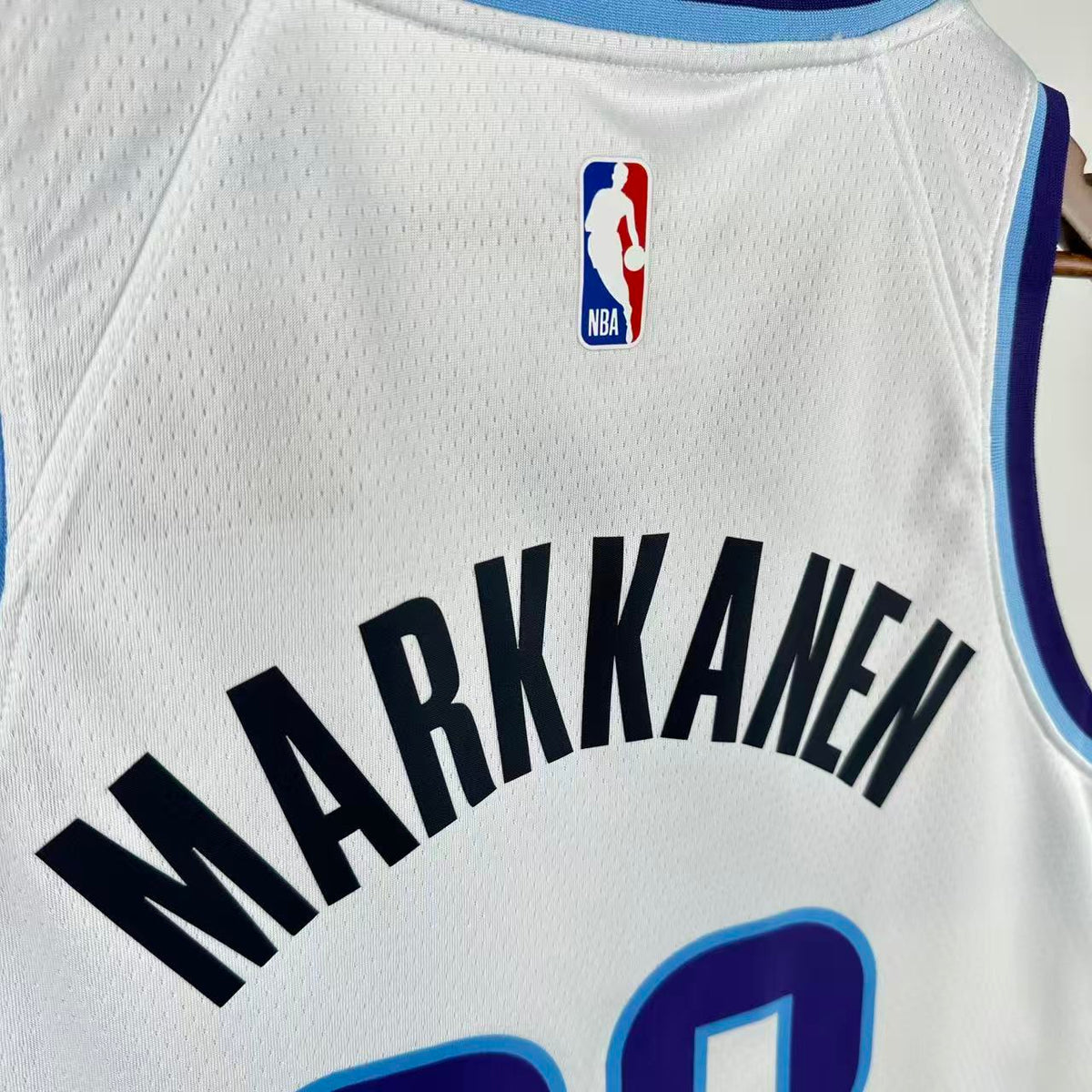 Maillot Utah Jazz n° 23 – Blanc – photo 6
