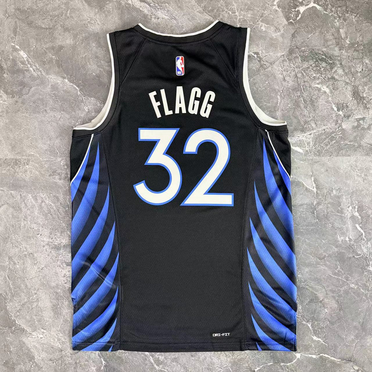 Maillot Dallas Mavericks n° 32 – Édition Ville – photo 2