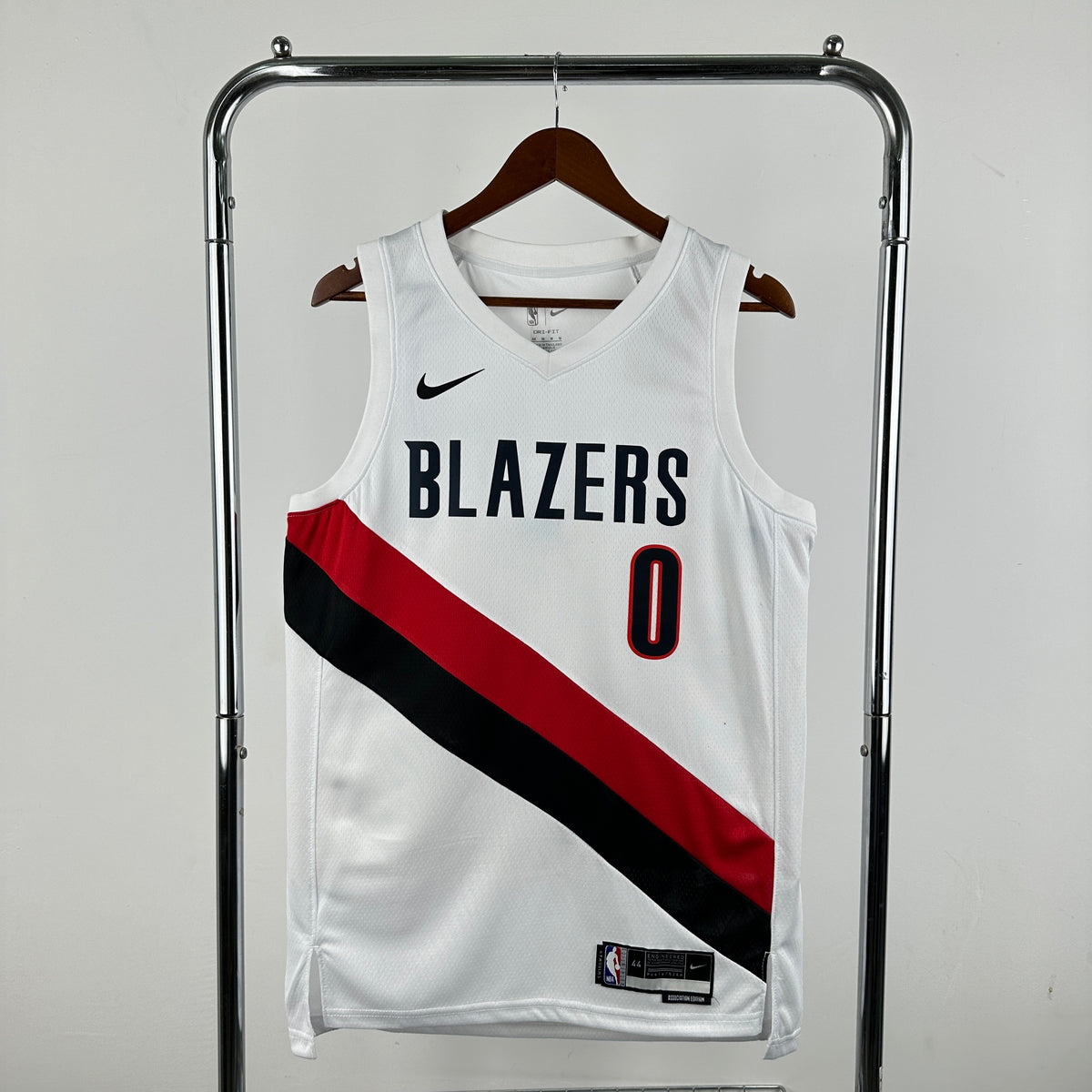 Maillot Portland Trail Blazers n° 0 – Blanc – photo 1