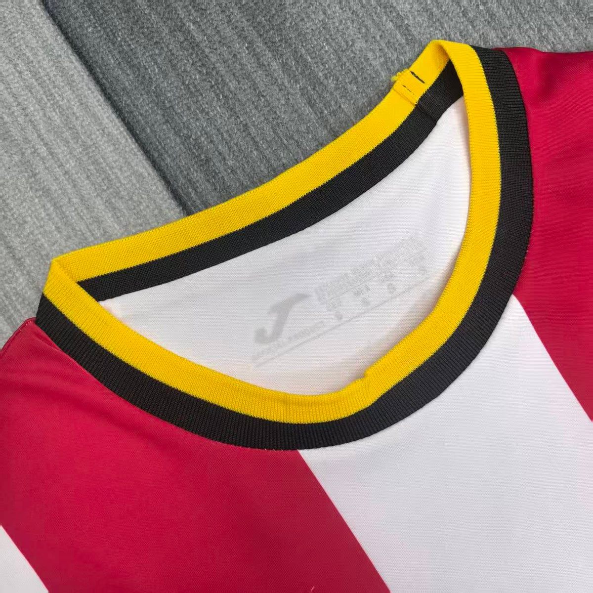 Brentford Domicile 2026-2027 – photo 6