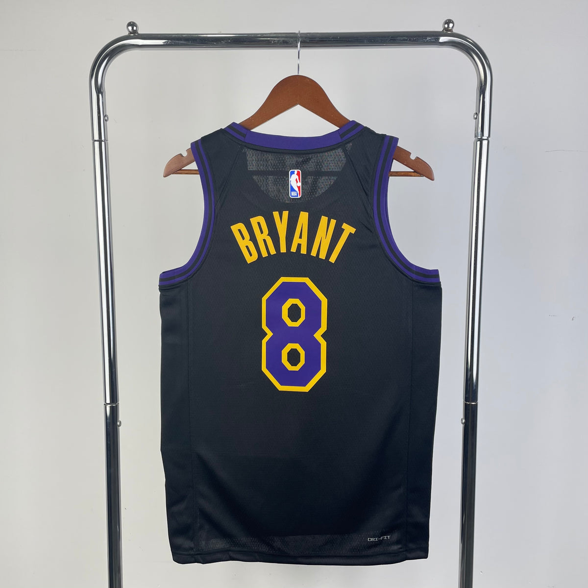 Maillot Los Angeles Lakers n° 8 – Édition Ville – photo 10