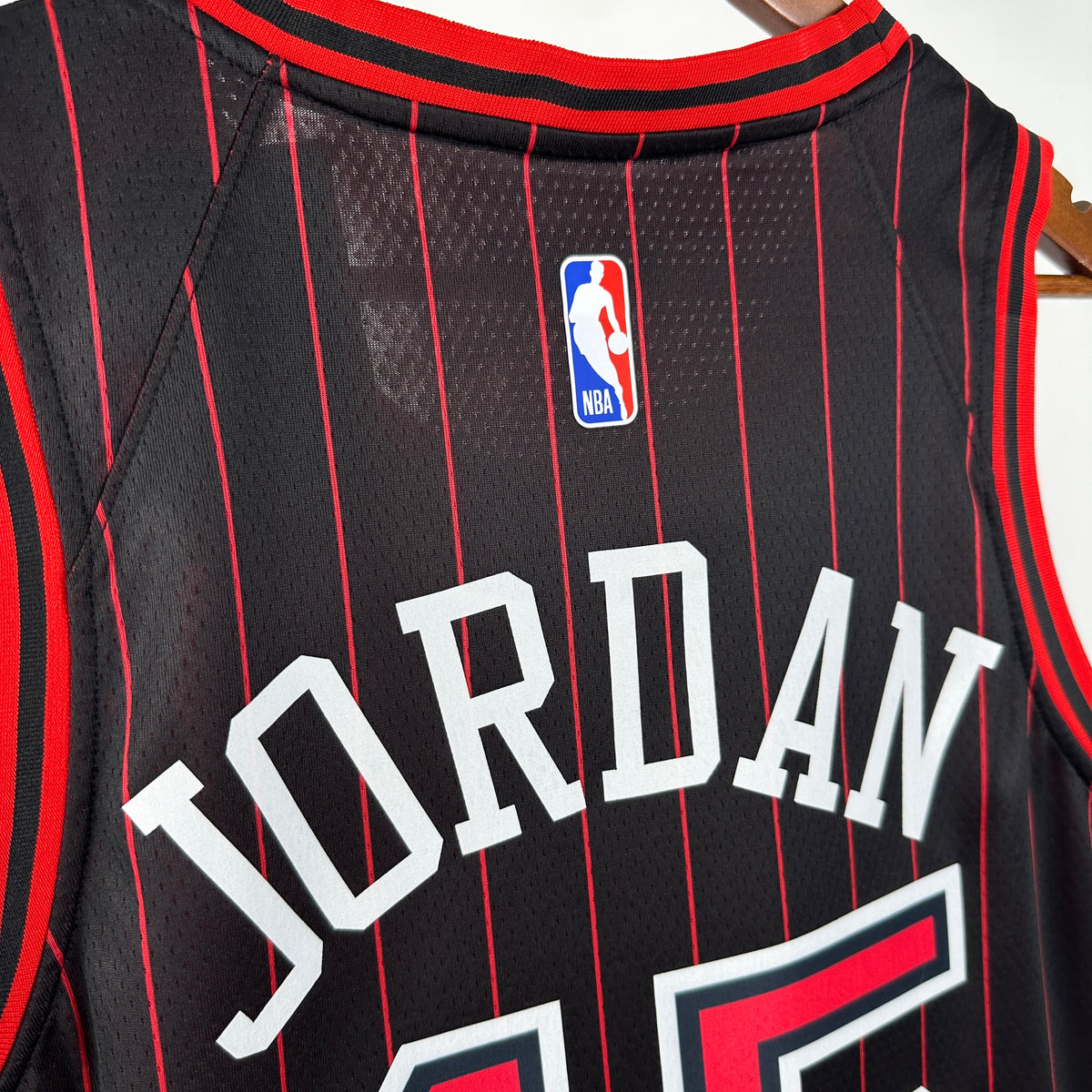 Maillot Chicago Bulls n° 45 – Édition spéciale – photo 7