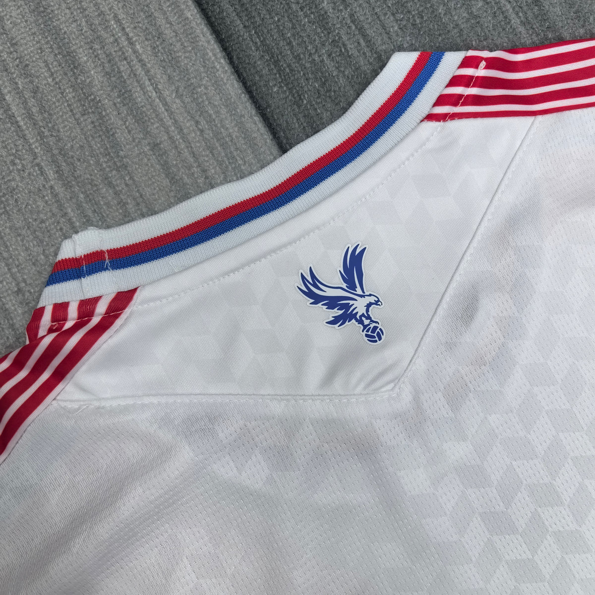 Crystal Palace Domicile 2026-2027 – photo 3