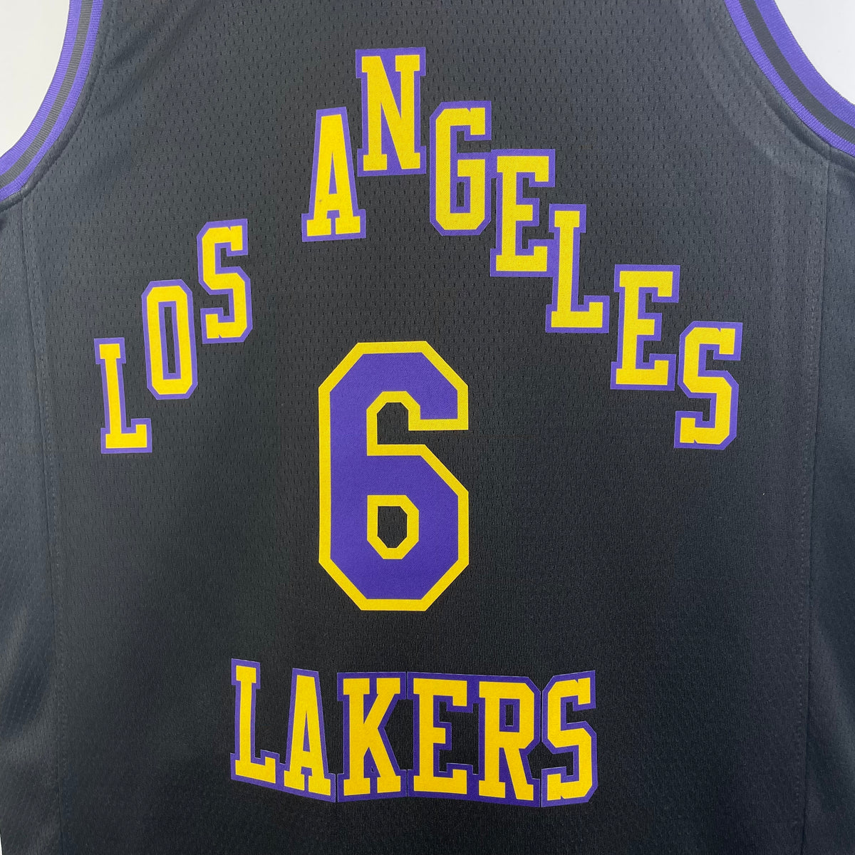 Maillot Los Angeles Lakers n° 6 – Édition Ville – photo 9