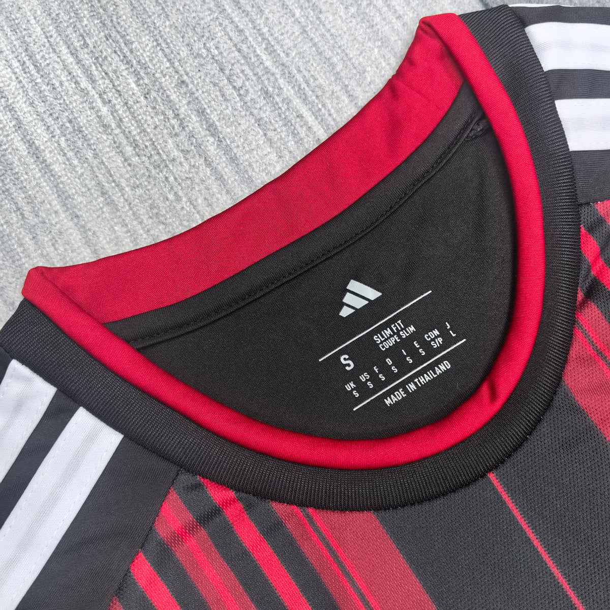Eintracht Francfort Domicile 2026-2027 – photo 3