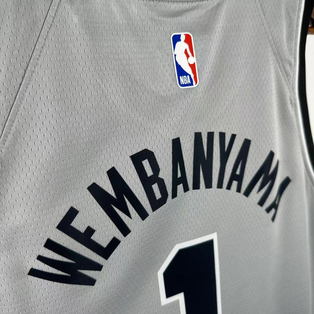 Maillot San Antonio Spurs n° 1 – Édition spéciale Gris – photo 7