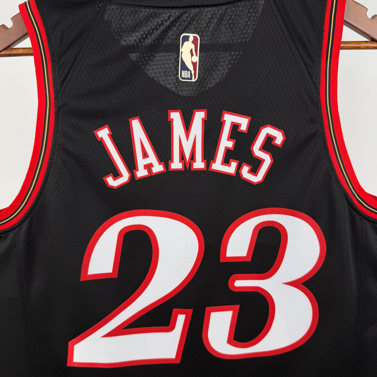 Maillot Philadelphia 76ers n° 23 – Rétro Noir – photo 4