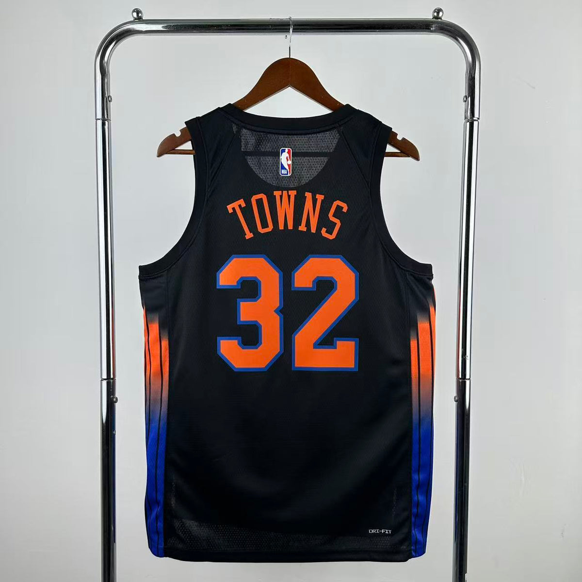 Maillot New York Knicks n° 32 – Édition spéciale – photo 2