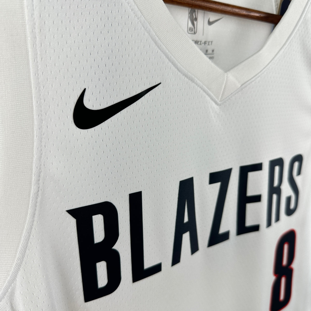 Maillot Portland Trail Blazers n° 8 – Blanc – photo 10