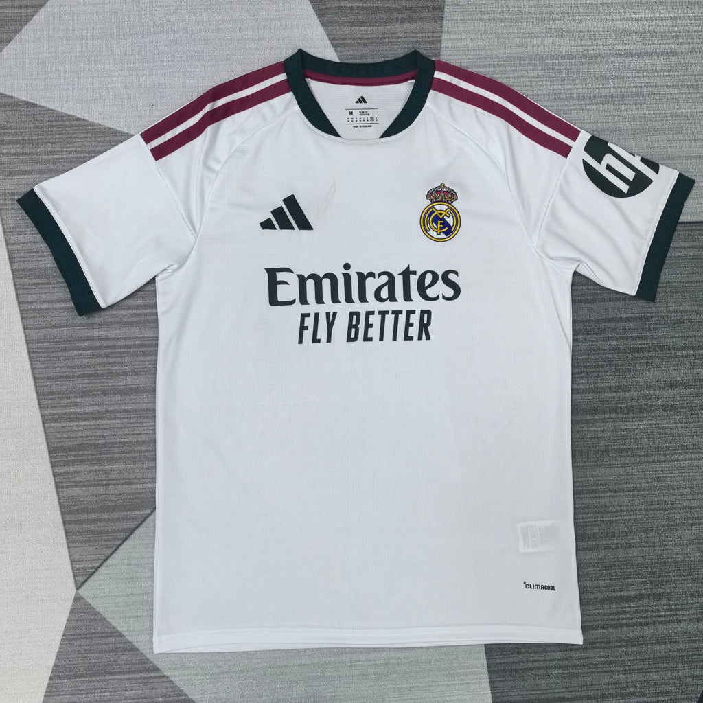 Real Madrid Domicile 2026-2027 – photo 1
