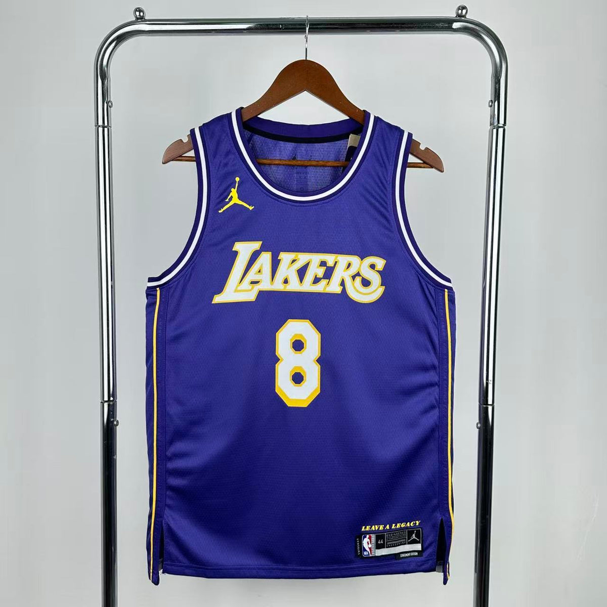 Maillot Los Angeles Lakers n° 8 – Édition spéciale – photo 1