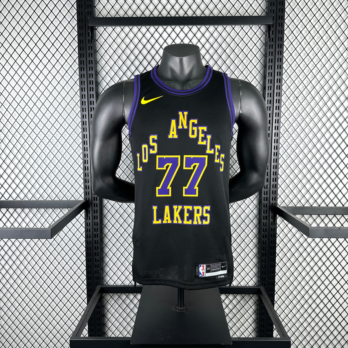 Maillot Los Angeles Lakers n° 77 – Édition Ville – photo 10
