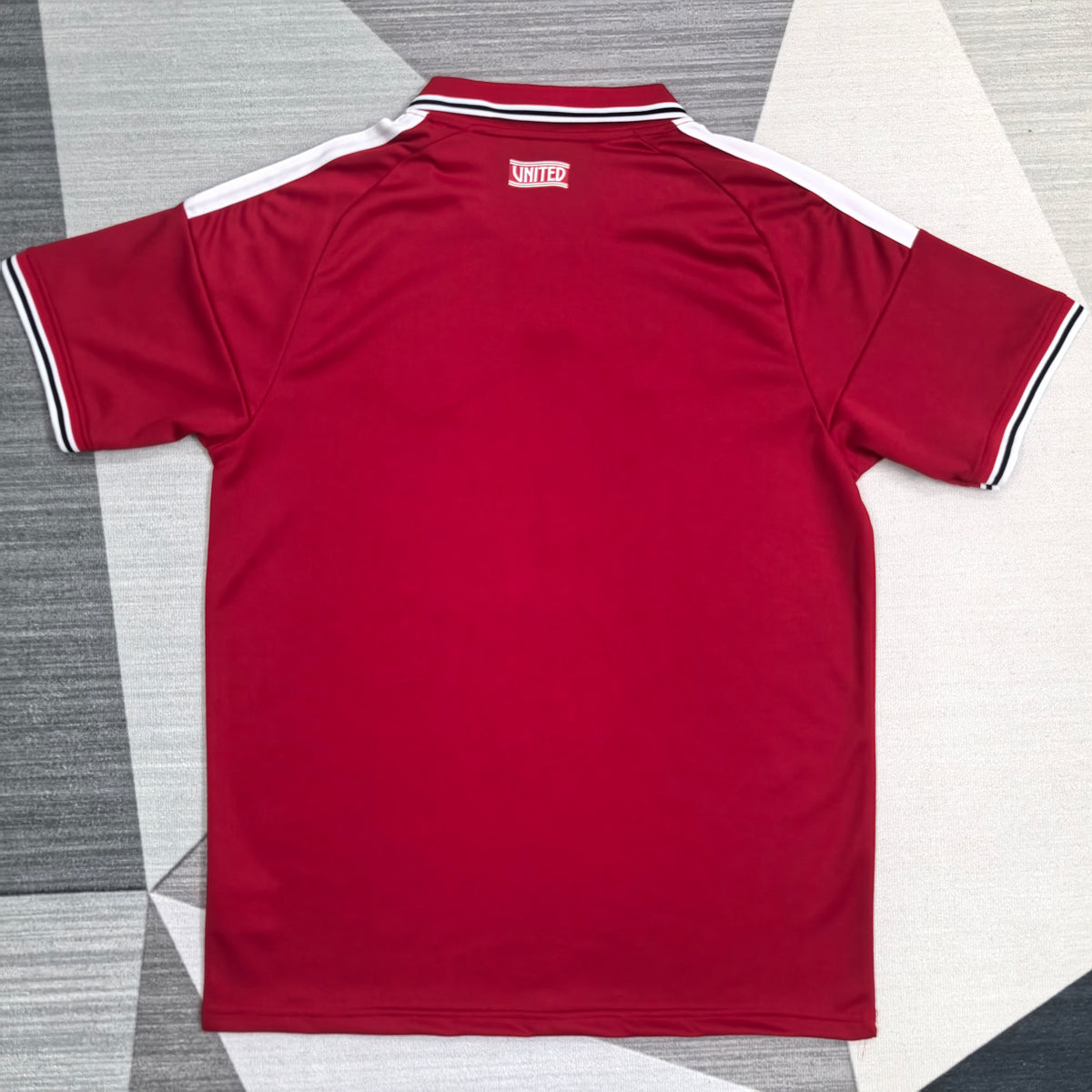 Manchester United Domicile 2026-2027 – photo 5