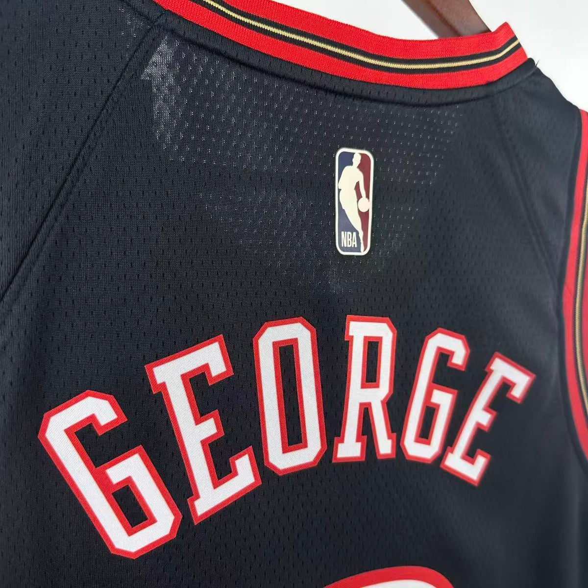 Maillot Philadelphia 76ers n° 8 – Rétro Noir – photo 9