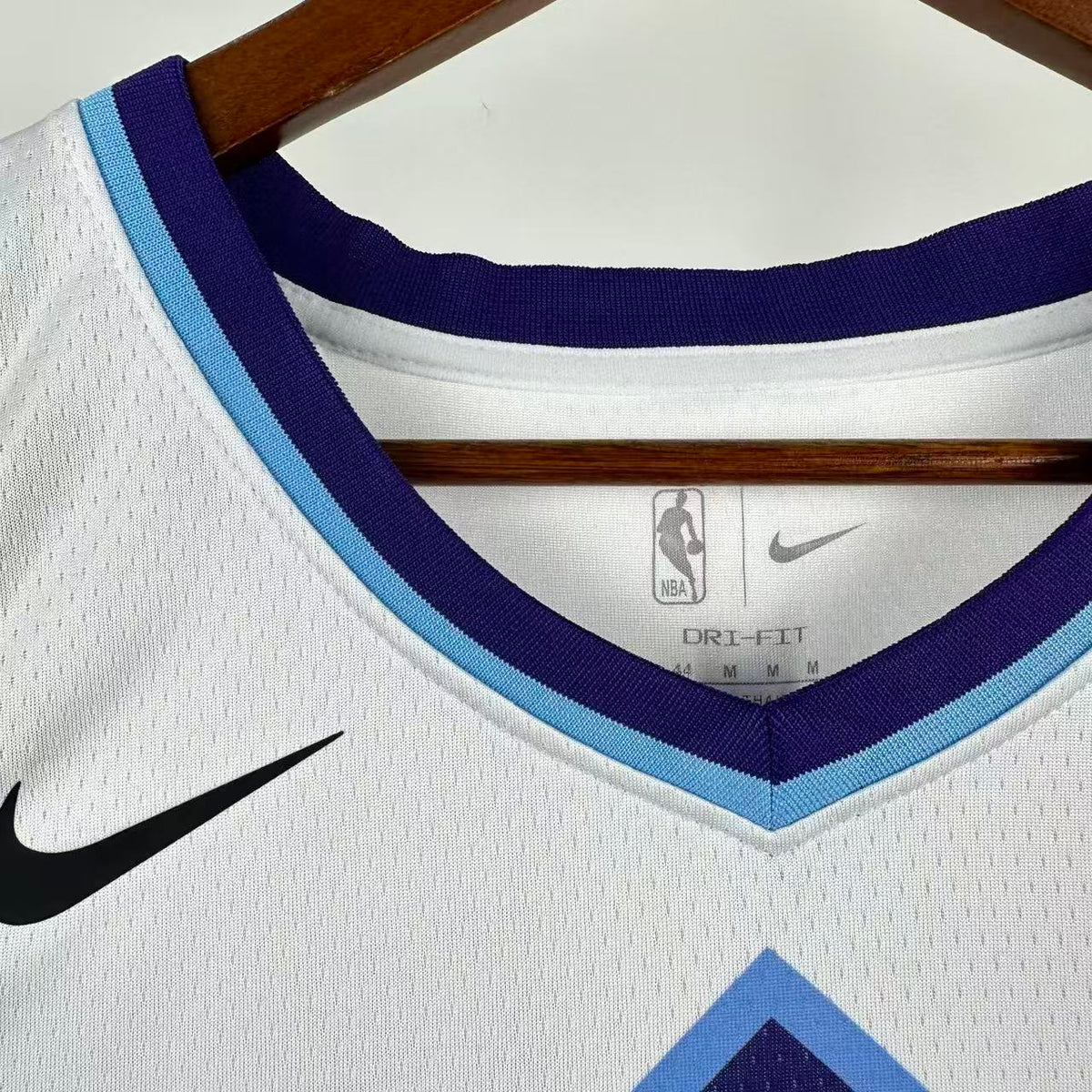 Maillot Utah Jazz n° 23 – Blanc – photo 11