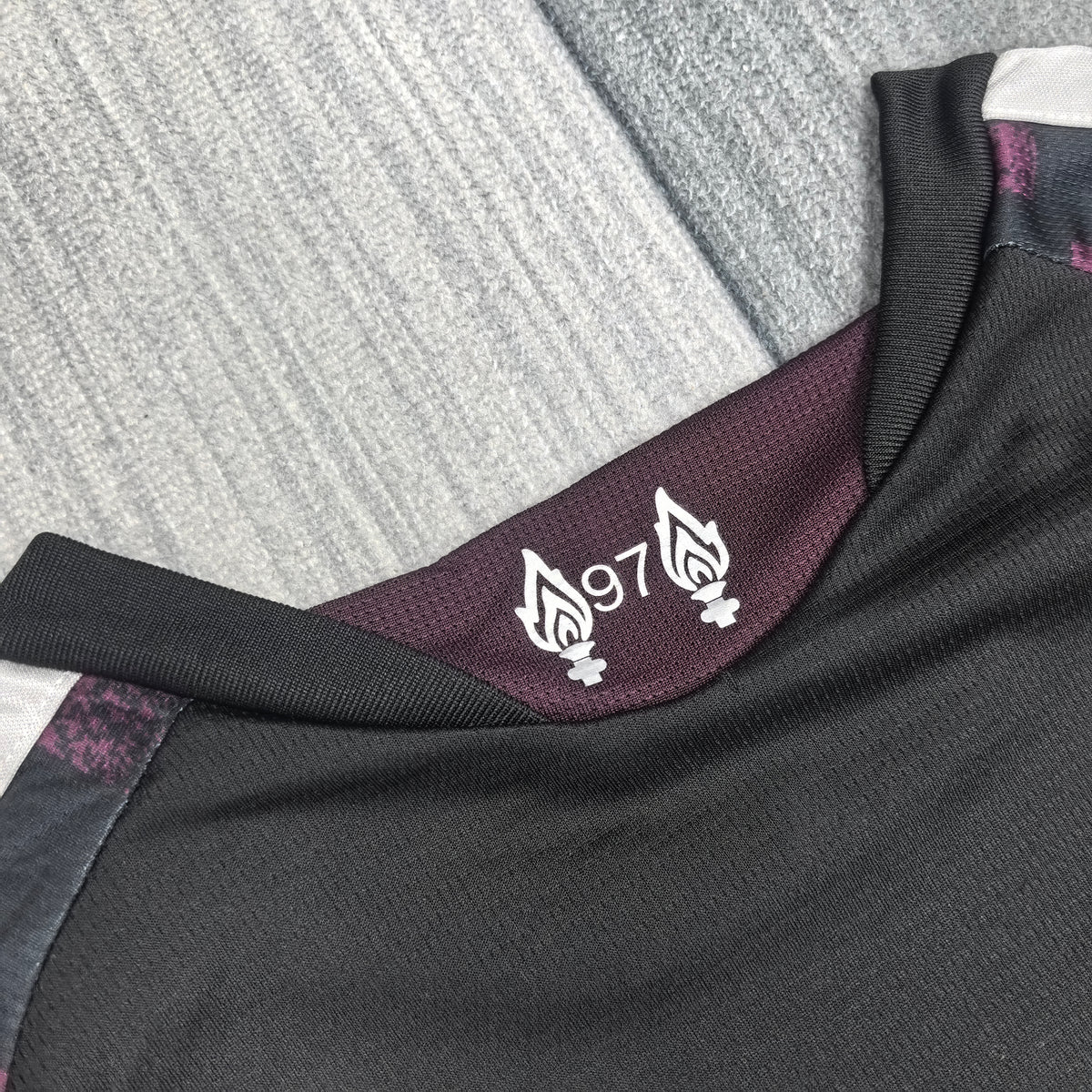Liverpool Troisième maillot 2026-2027 – photo 5