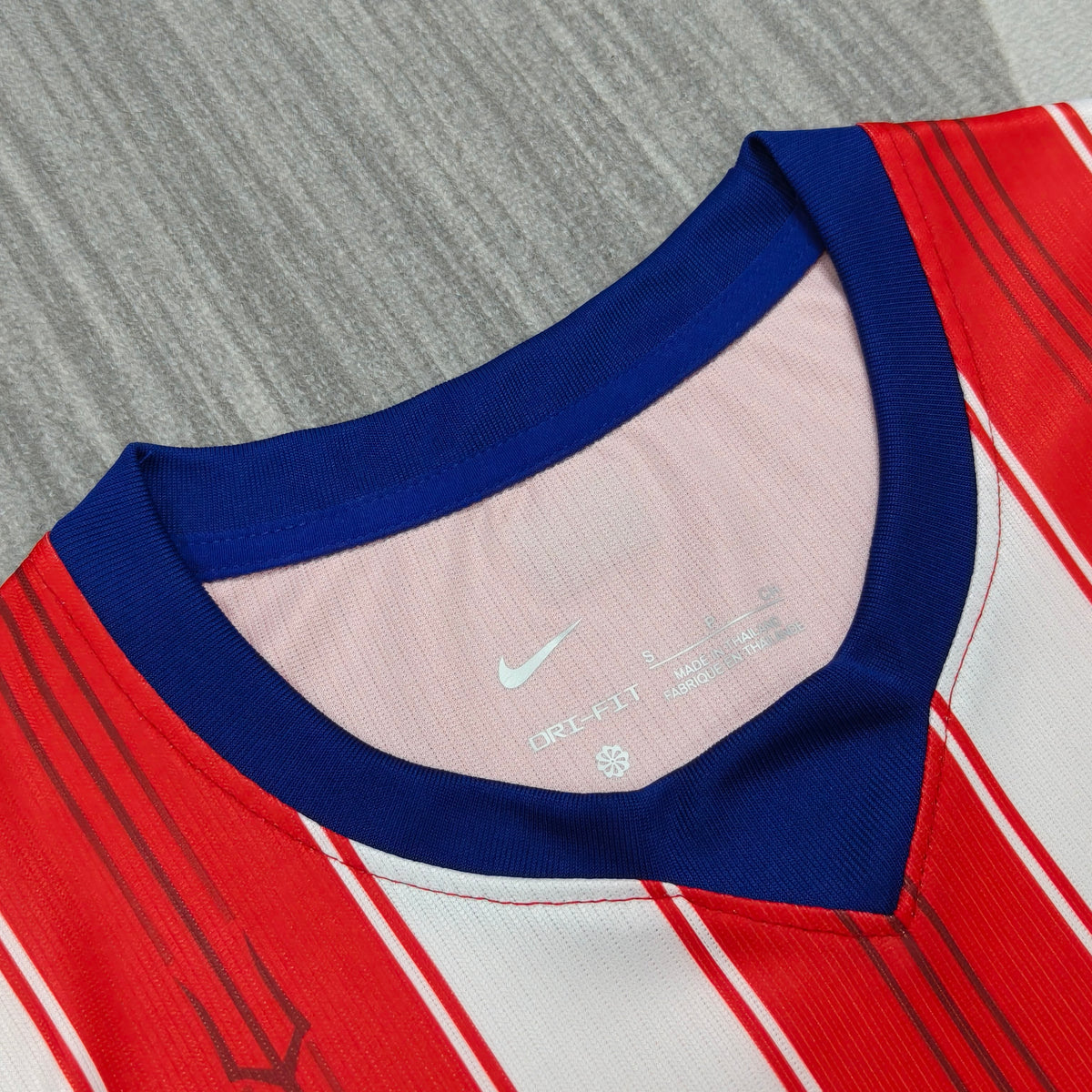 Atlético de Madrid Domicile 2026-2027 – photo 2