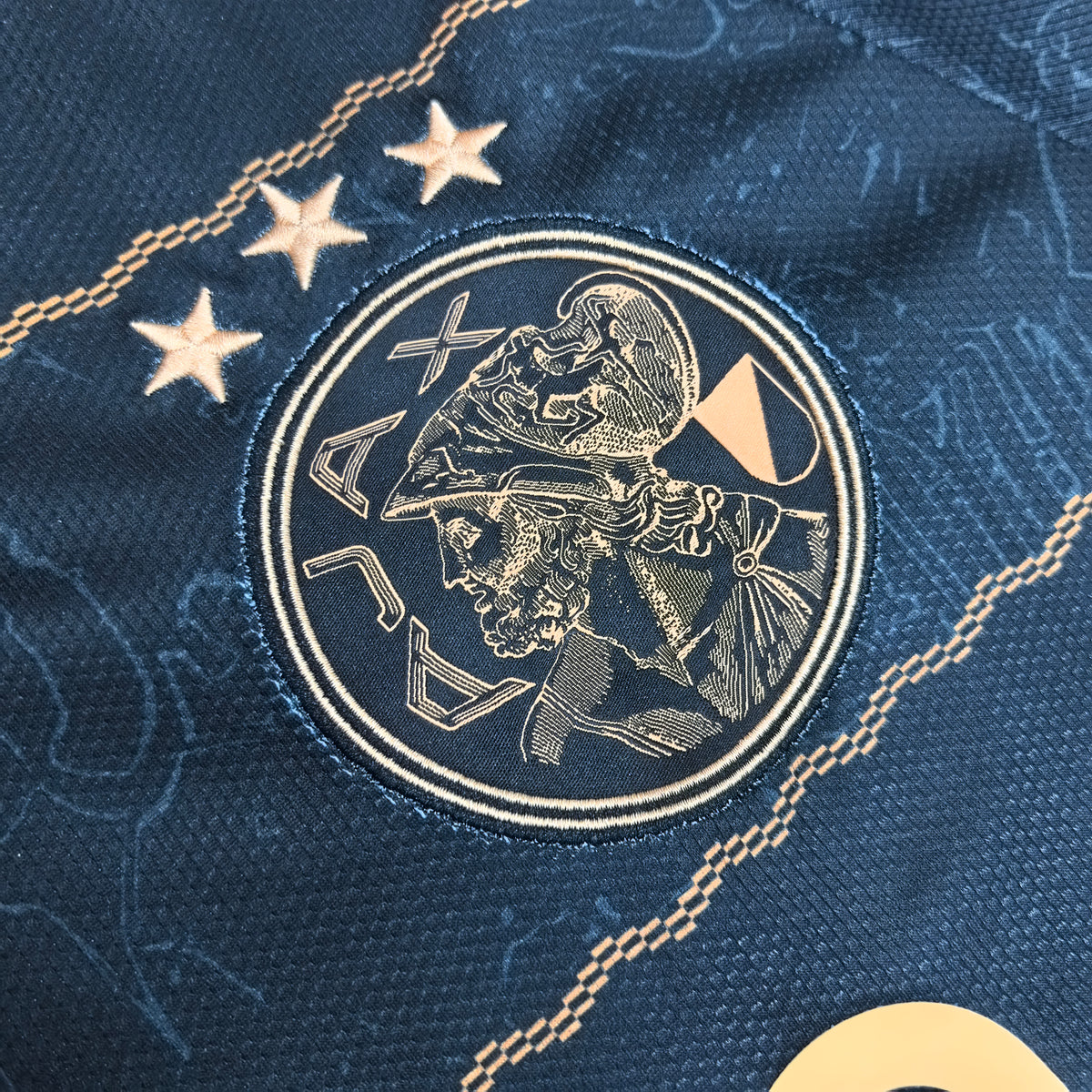 Ajax Amsterdam Extérieur 2026-2027 – photo 4
