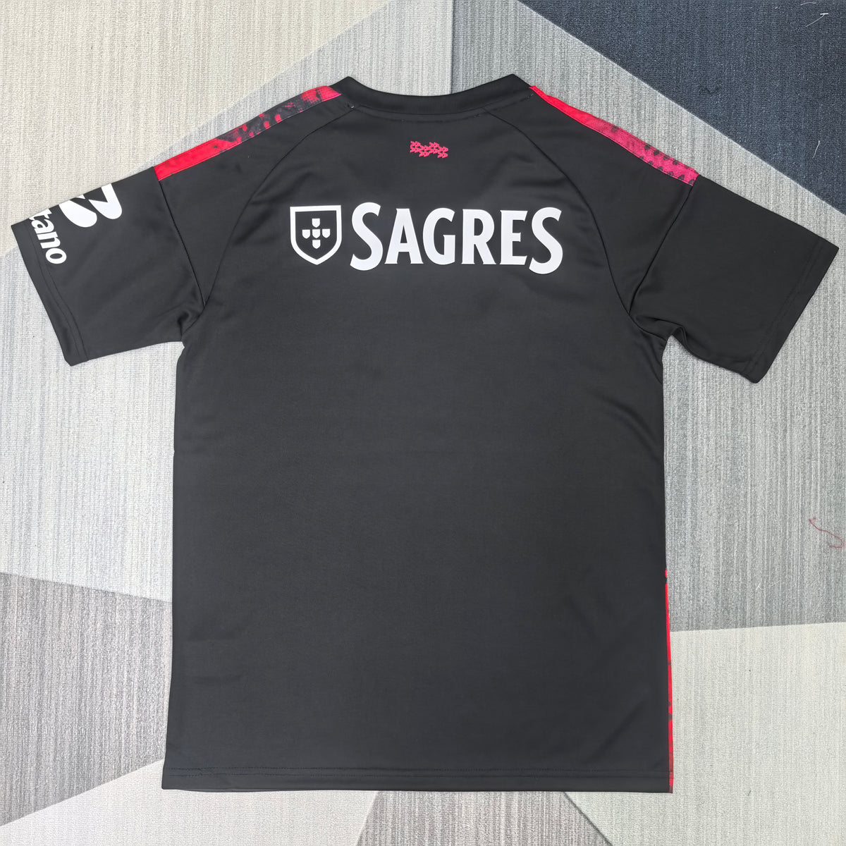 Benfica Lisbonne Troisième maillot 2026-2027 – photo 2