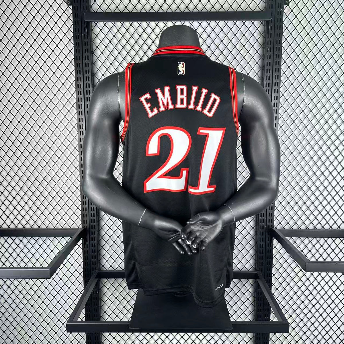 Maillot Philadelphia 76ers n° 21 – Rétro Noir – photo 11