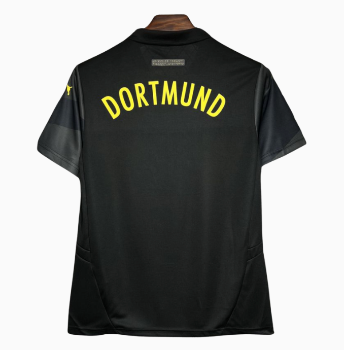 Dortmund Extérieur 24-25