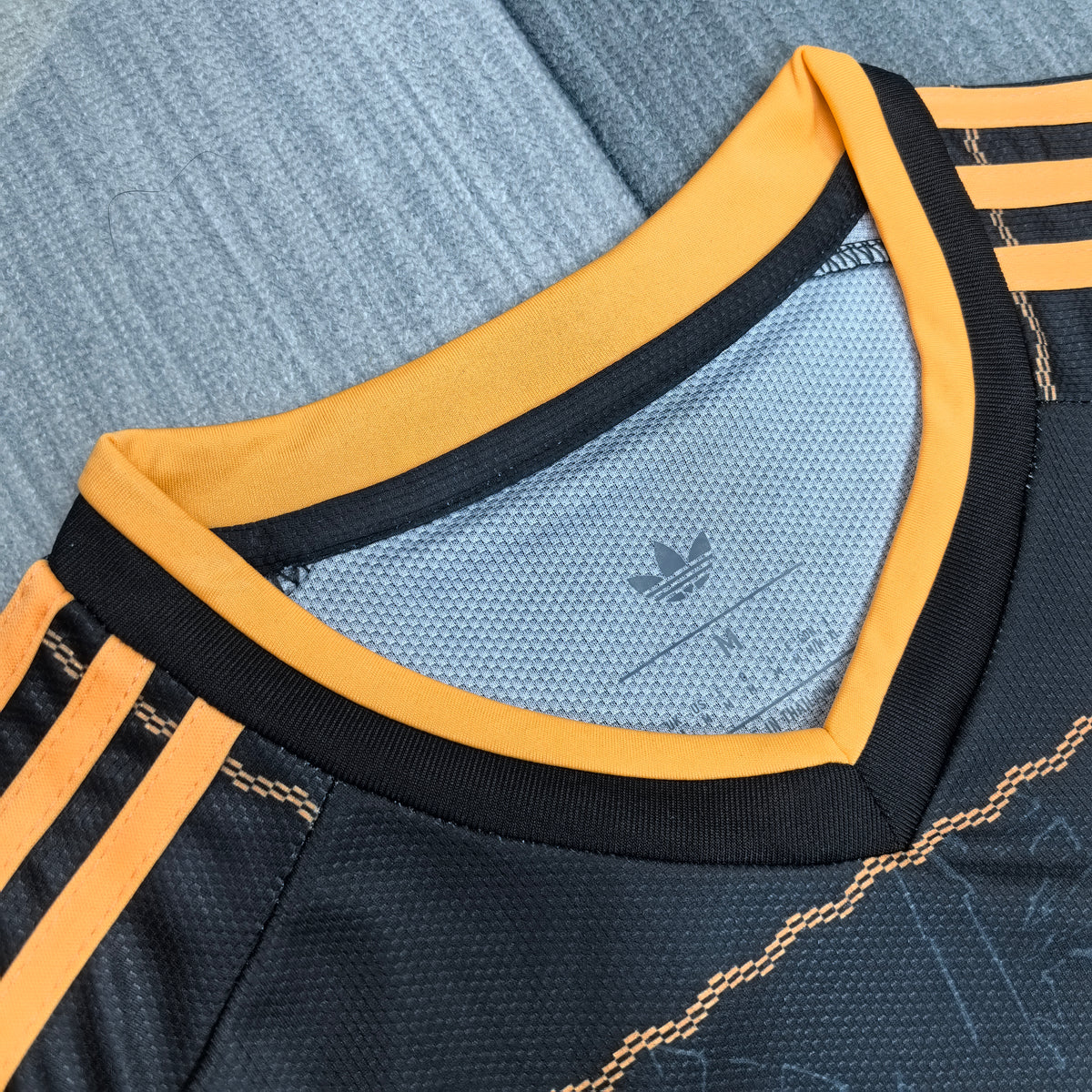 Ajax Amsterdam Extérieur 2026-2027 – photo 2