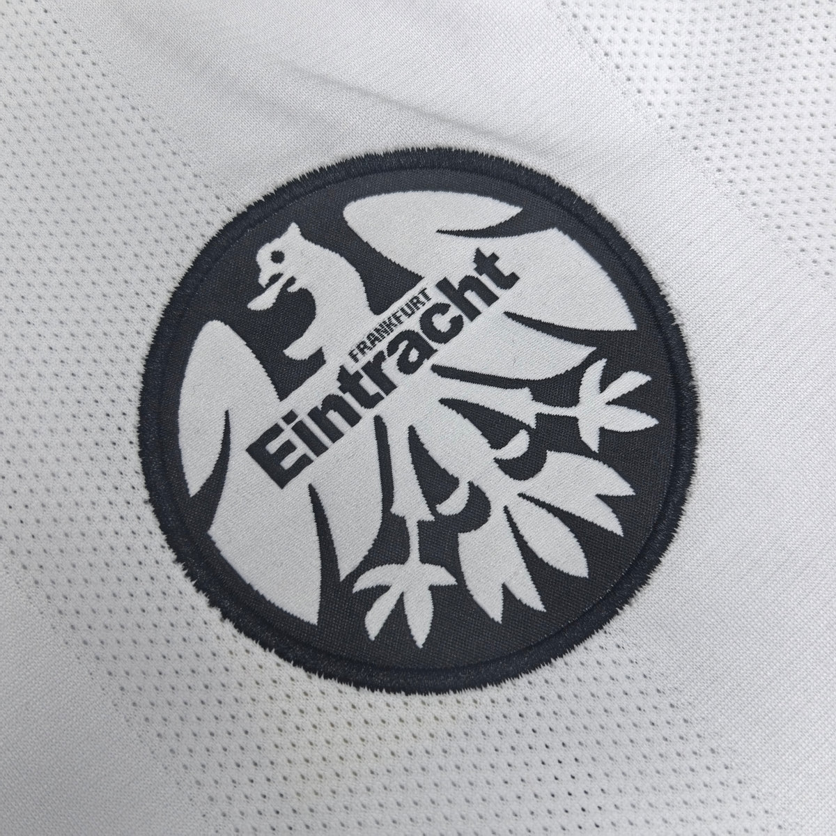 Eintracht Francfort Extérieur 2026-2027 – photo 3