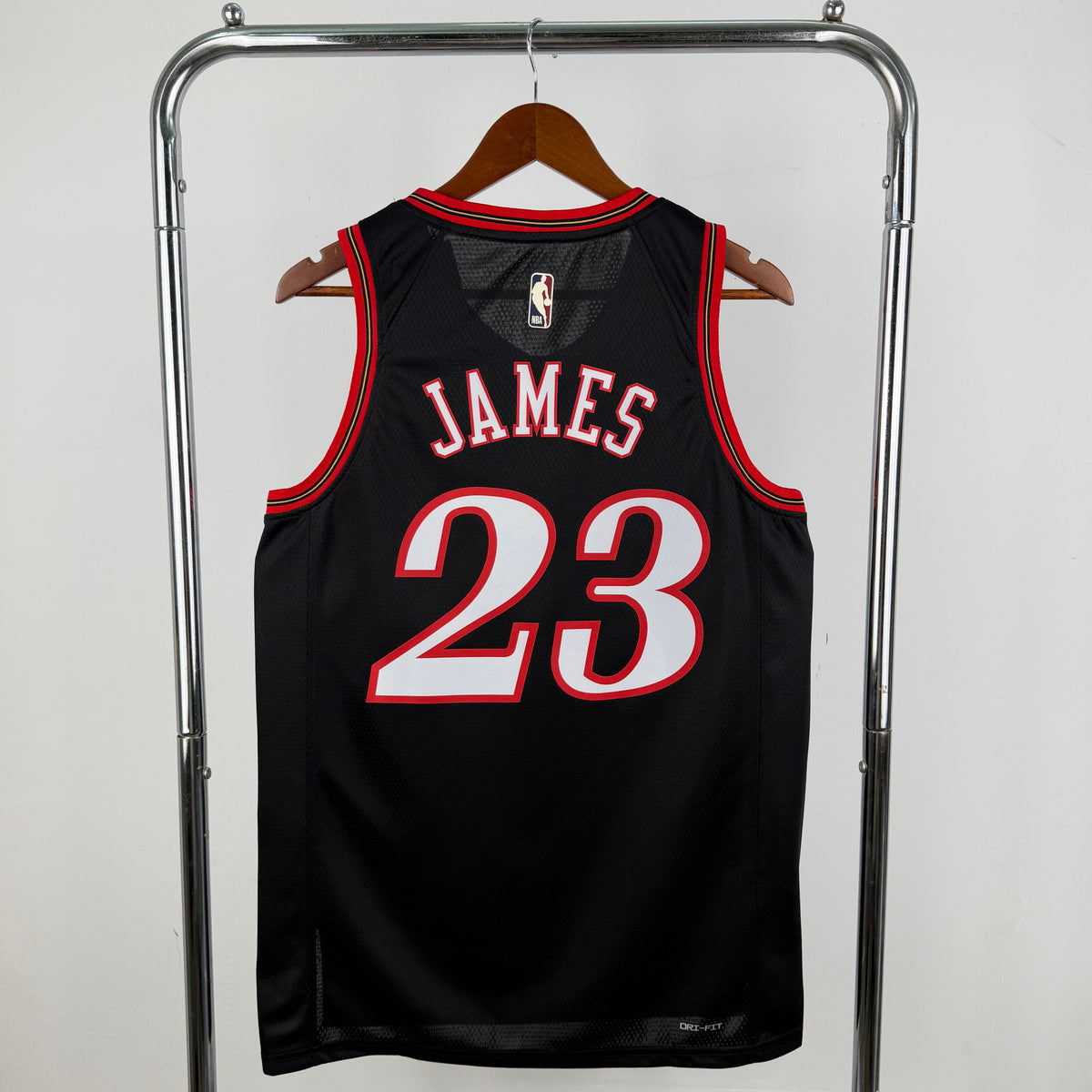 Maillot Philadelphia 76ers n° 23 – Rétro Noir – photo 10