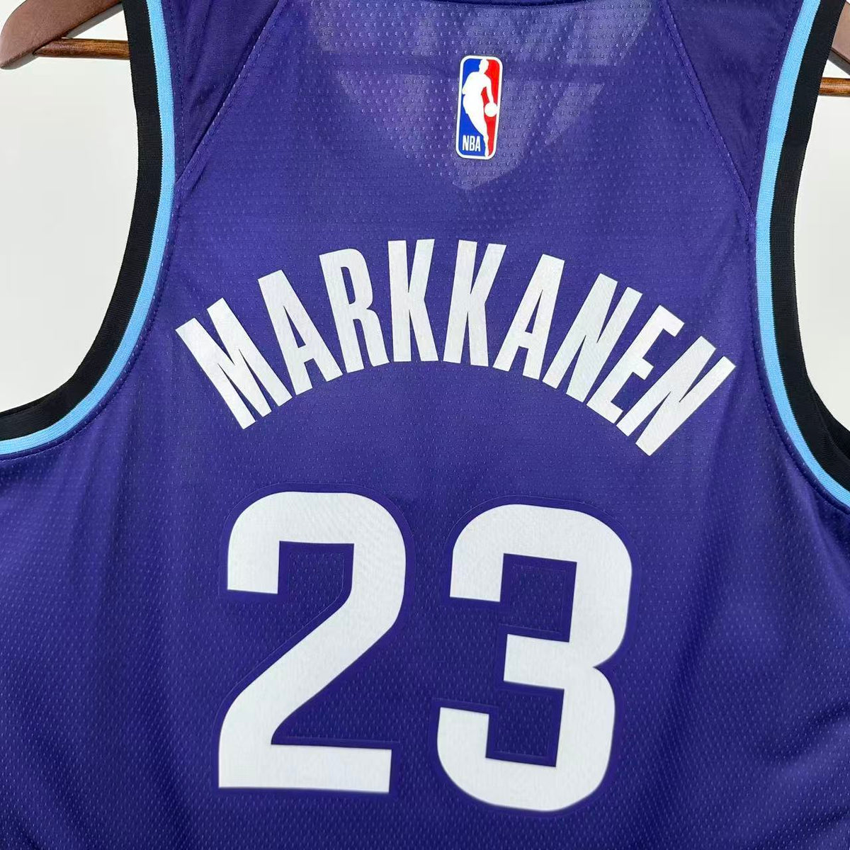 Maillot Utah Jazz n° 23 – Violet – photo 8