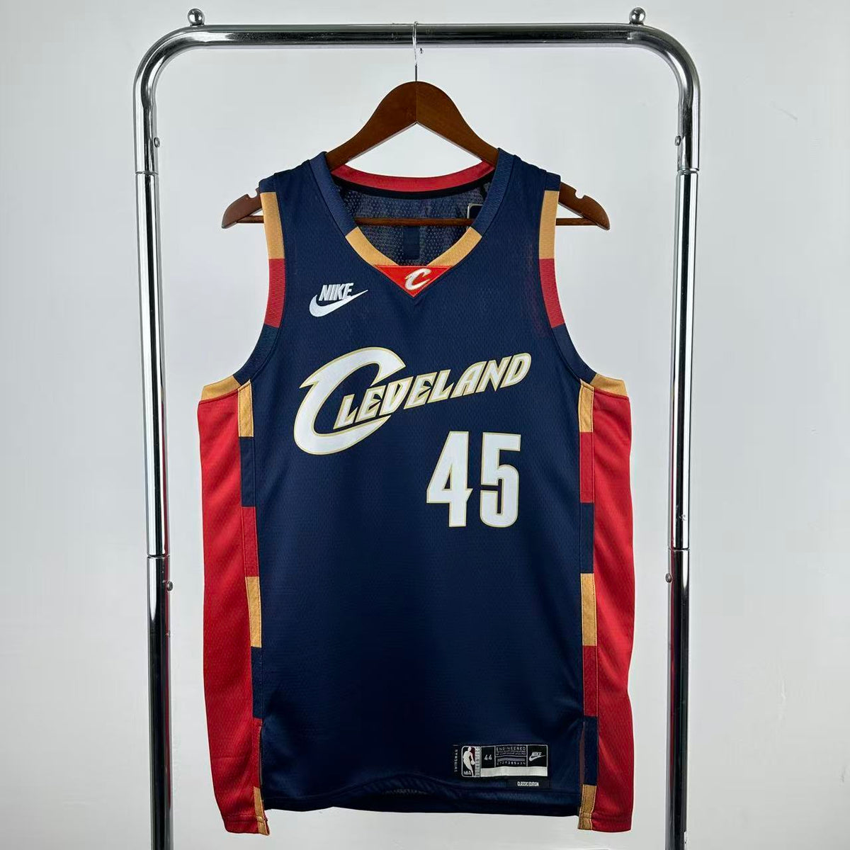 Maillot Cleveland Cavaliers n° 45 – Rétro – photo 1