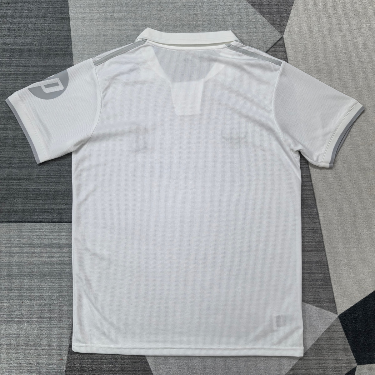 Real Madrid Édition 125e anniversaire 2026-2027 – Modèle 232391580 – photo 2